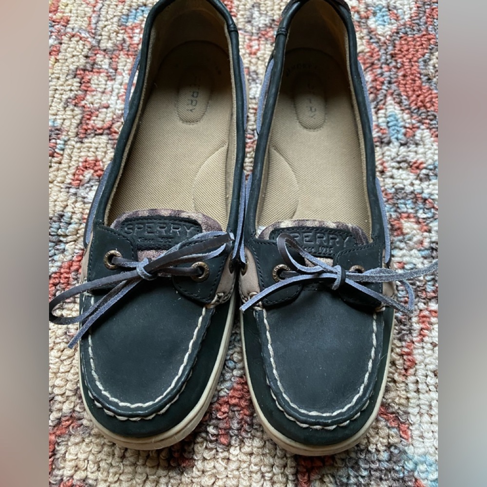 Sperry black & gold leather boat shoes   Size 8.5